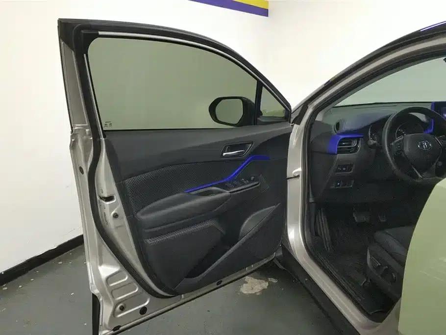 Toyota C-HR 2022 2.0L Leading Edition — миниатюра 7