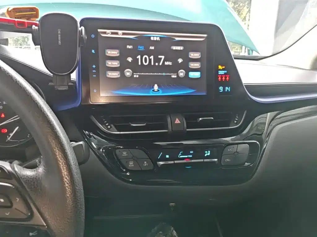 Toyota C-HR 2020 2.0L Leading Edition — миниатюра 9