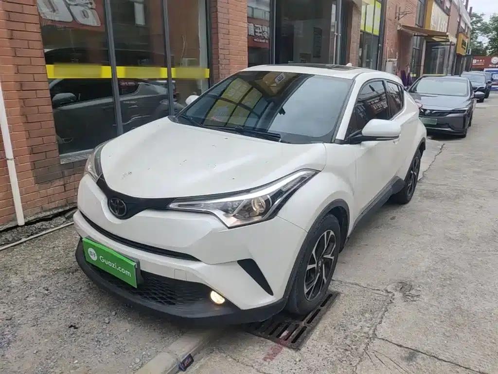Toyota C-HR 2020 2.0L Leading Edition — миниатюра 1