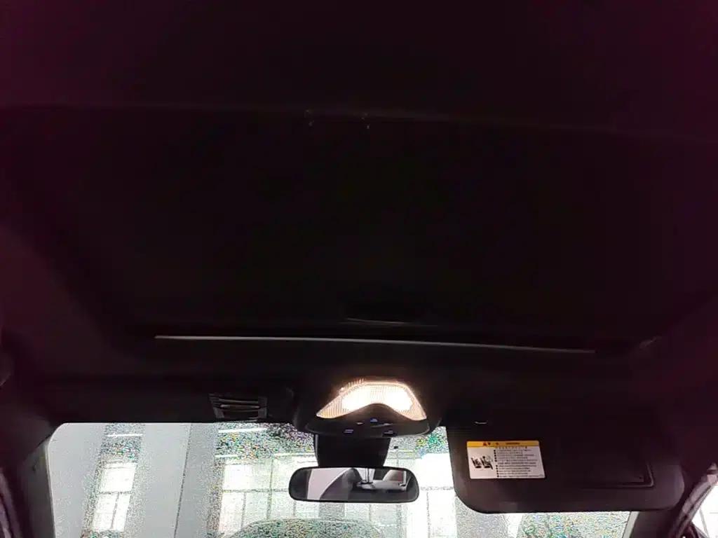 Toyota C-HR 2018 2.0L Premium Sunroof Edition (China VI Emission Standard) — миниатюра 18