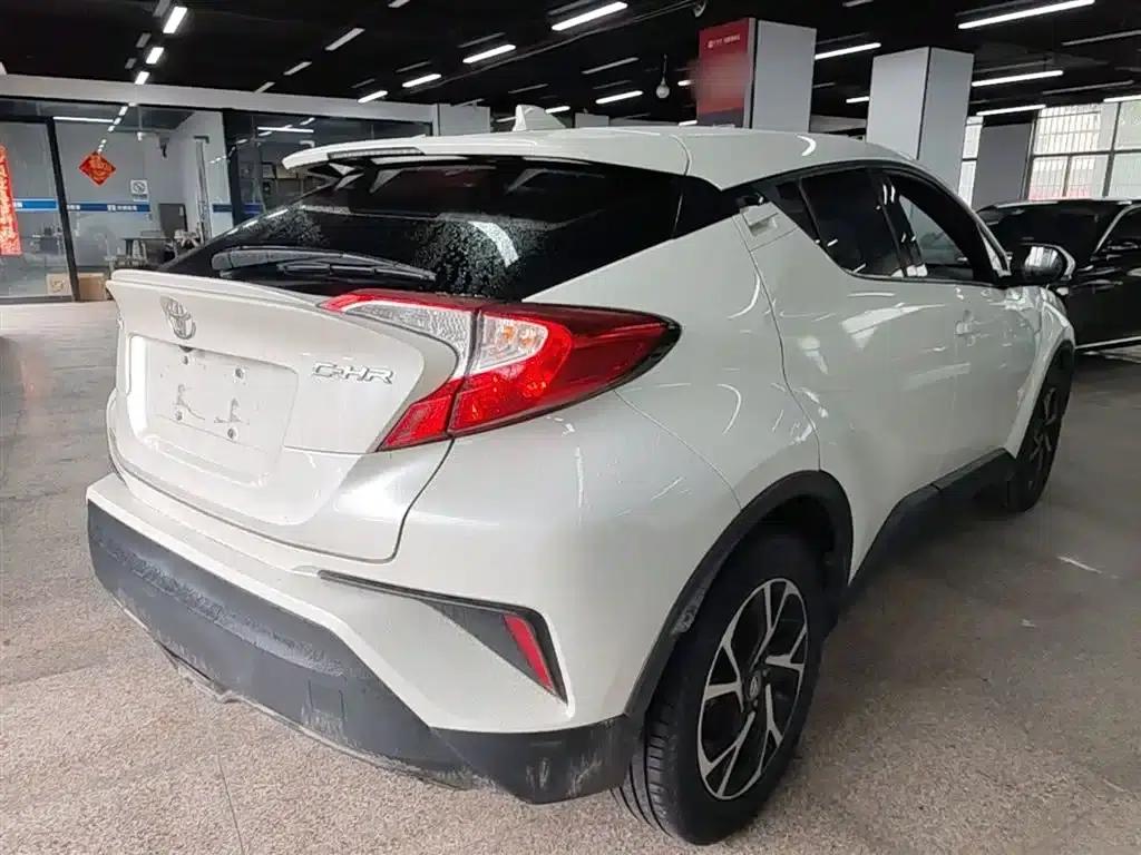 Toyota C-HR 2018 2.0L Premium Sunroof Edition (China VI Emission Standard) — миниатюра 7