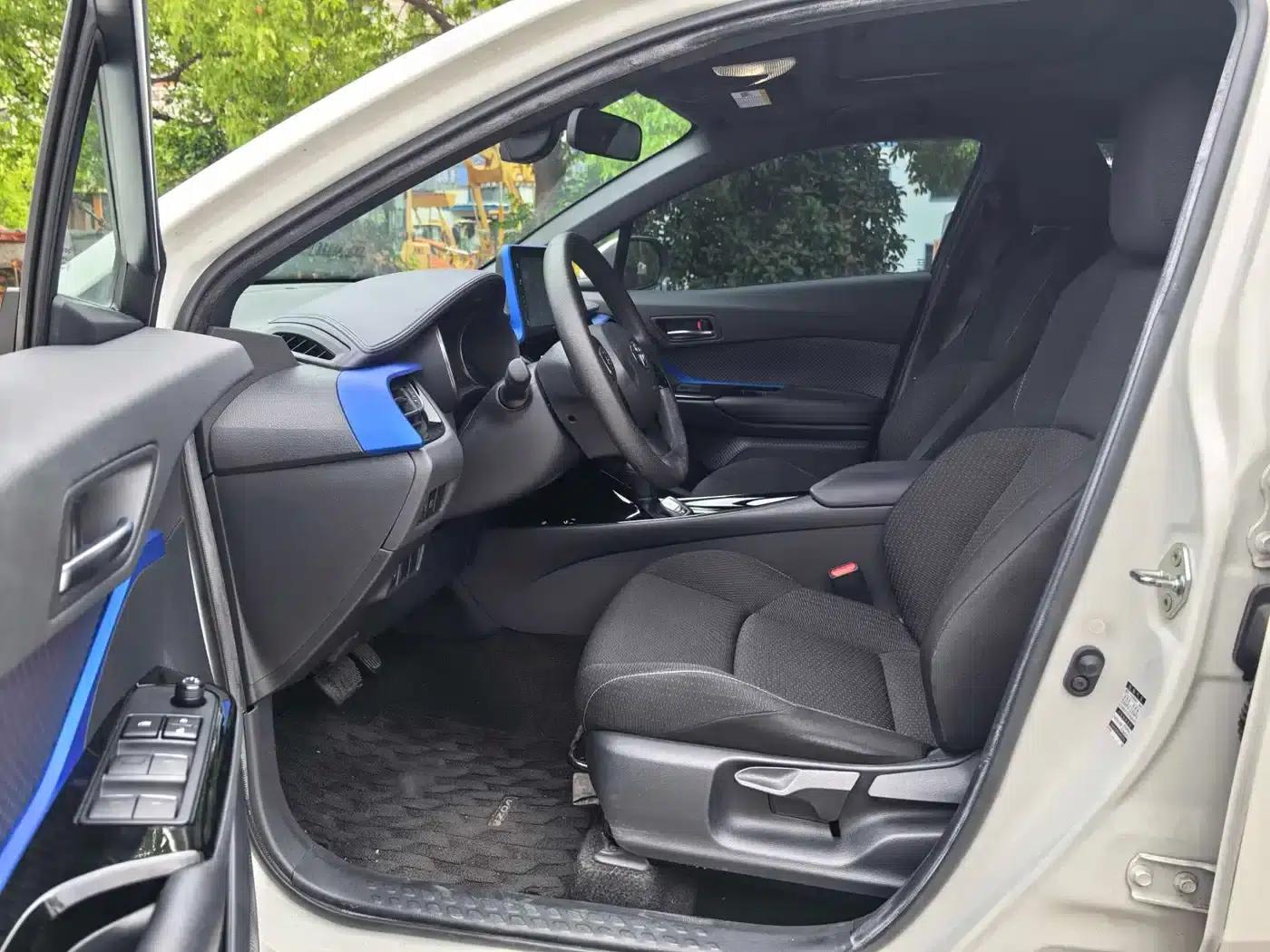 2020 Toyota IZOA 2.0L Enjoy Edition — миниатюра 4