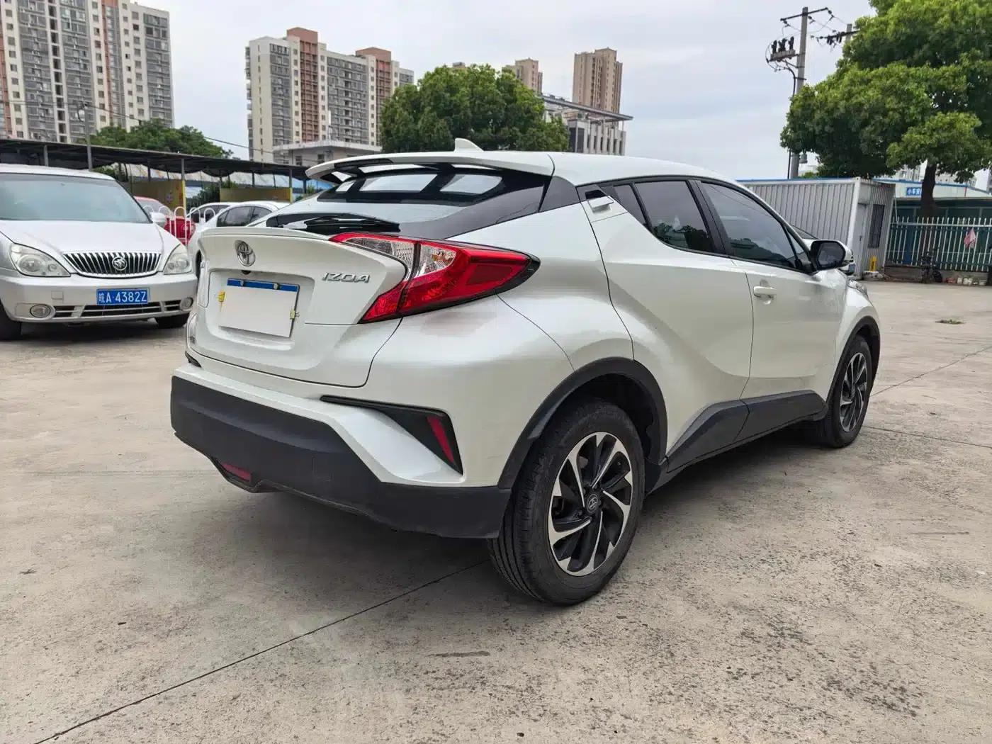 2020 Toyota IZOA 2.0L Enjoy Edition — миниатюра 7