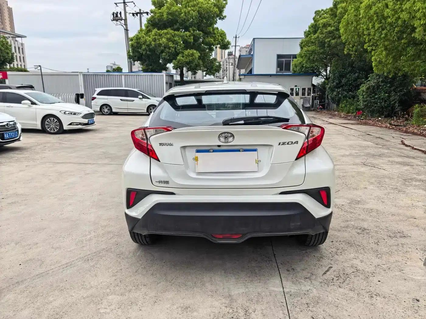 2020 Toyota IZOA 2.0L Enjoy Edition — миниатюра 8