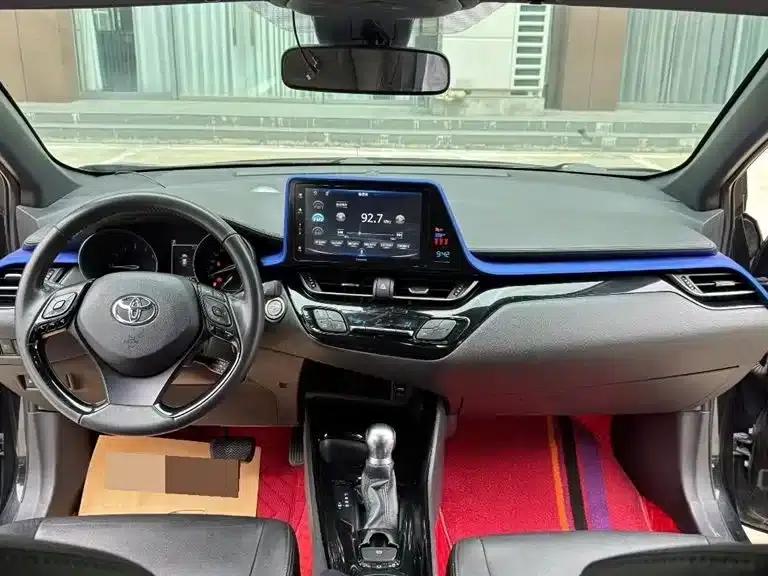 2018 Toyota IZOA 2.0L Elegance Edition (National V Emission Standard) — миниатюра 6