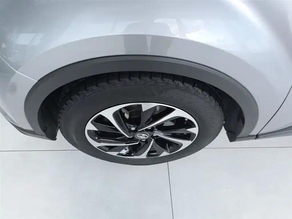 2020 Toyota IZOA 2.0L Enjoy Edition — миниатюра 23