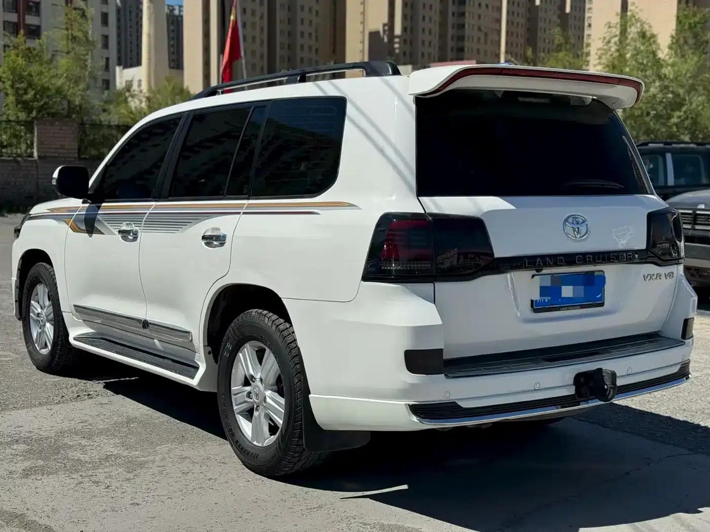 2010 Land Cruiser 4.7L Automatic VX — миниатюра 7