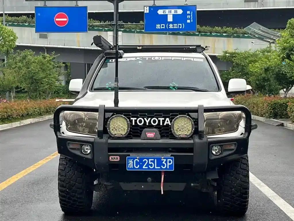 2010 Land Cruiser 4.7L Automatic — миниатюра 1