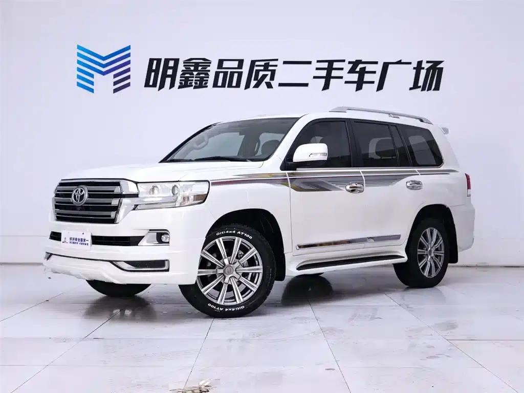 2019 Land Cruiser (Imported) 4.0L GX-R Middle East Edition — миниатюра 2