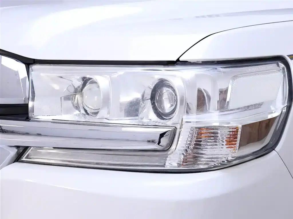 2019 Land Cruiser (Imported) 4.0L GX-R Middle East Edition — миниатюра 4