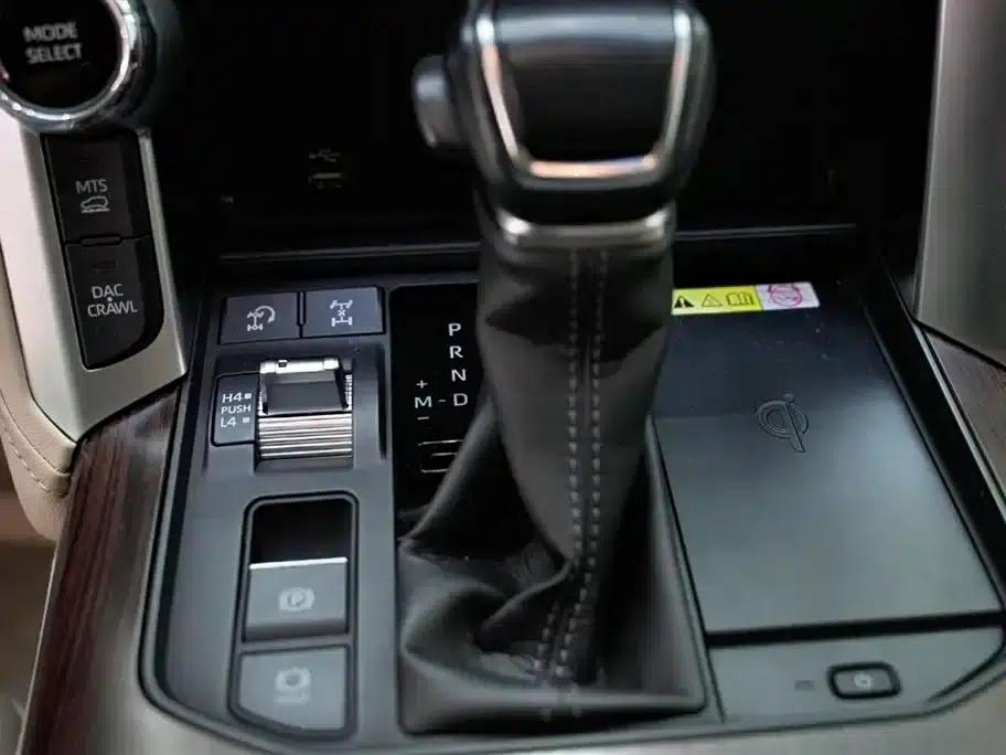 2022 Land Cruiser (Imported) 3.5T GX-R Middle East Edition — миниатюра 26