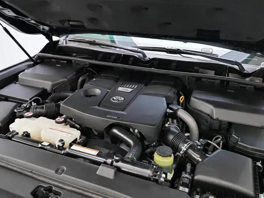 2022 Land Cruiser (Imported) 3.5T GX-R Middle East Edition — миниатюра 6