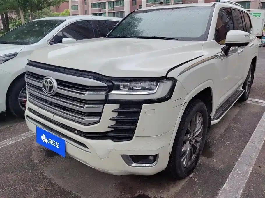 2013 Land Cruiser (Imported) Middle East Version — миниатюра 1