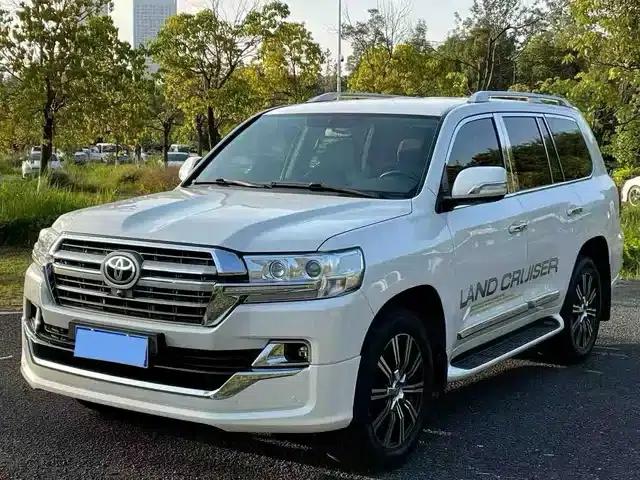 2016 Land Cruiser (Imported) 4.0L Middle East Edition