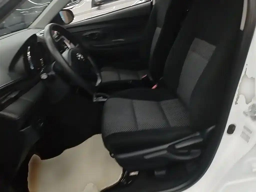 Vios FS 2017 1.5L CVT Sport Edition — миниатюра 15