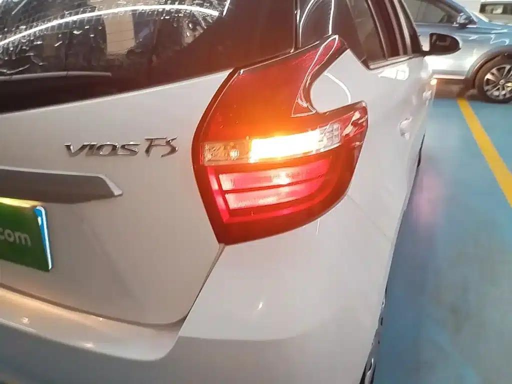 Vios FS 2017 1.5L CVT Sport Edition — миниатюра 8