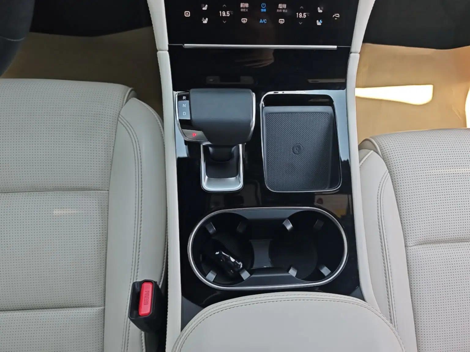 Li Auto ONE 2021 Extended-Range 6-Seater Version — миниатюра 17
