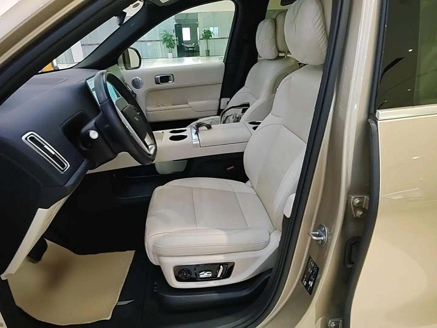 Li Auto L9 2024 Ultra Model — миниатюра 18
