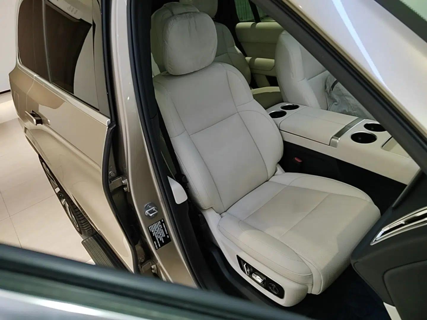 Li Auto L9 2024 Ultra Model — миниатюра 23