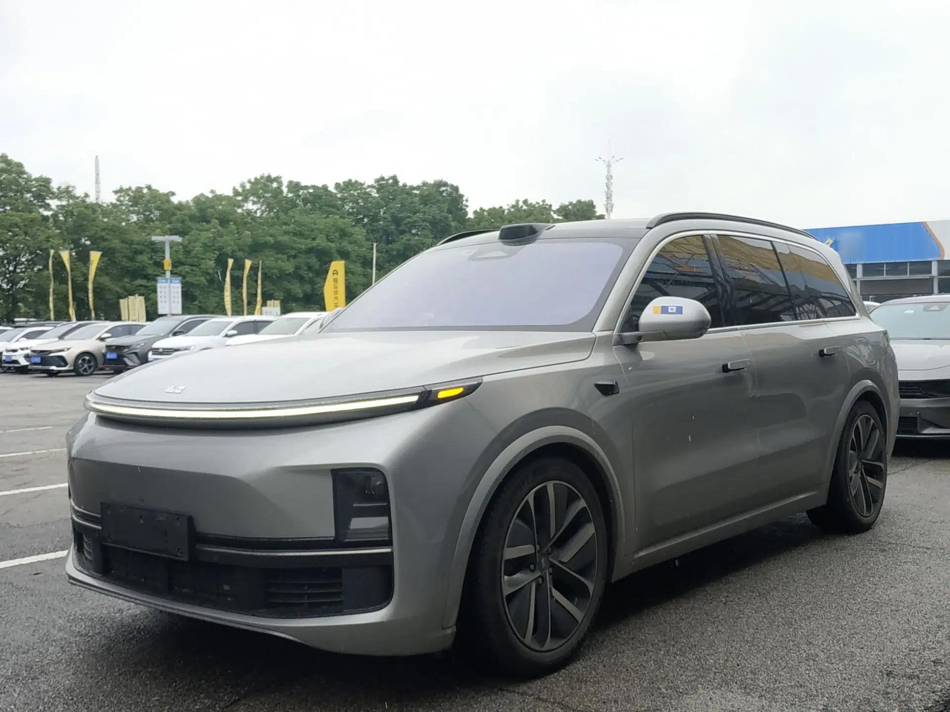 Li Auto L9 2022 Max model — миниатюра 1