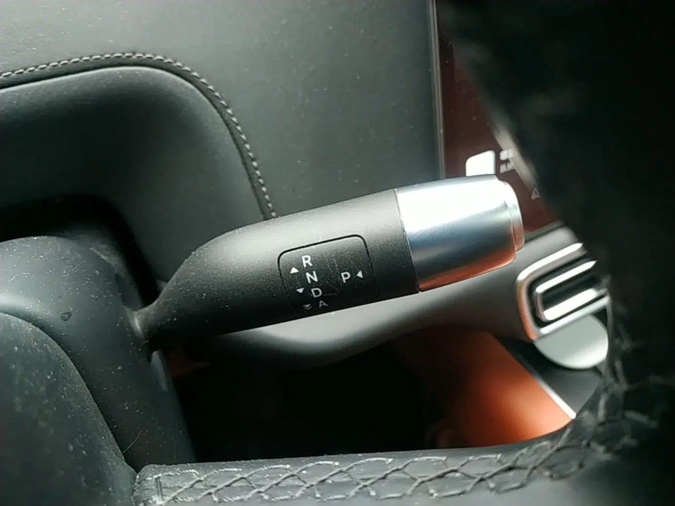 Li Auto L9 2022 Max model — миниатюра 16