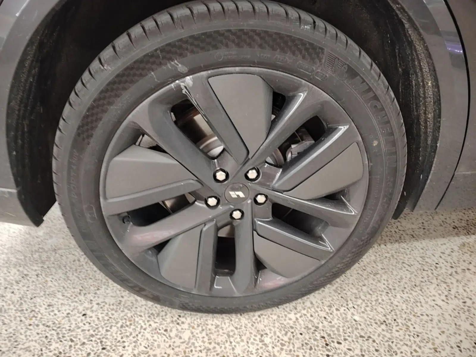 Li Auto L9 2023 Pro Model — миниатюра 10
