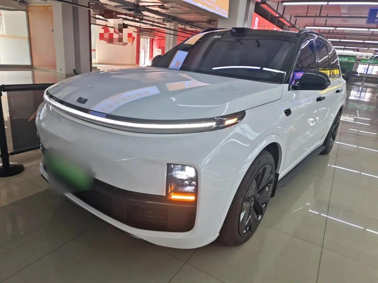 Li Auto L9 2022 Max model — миниатюра 1