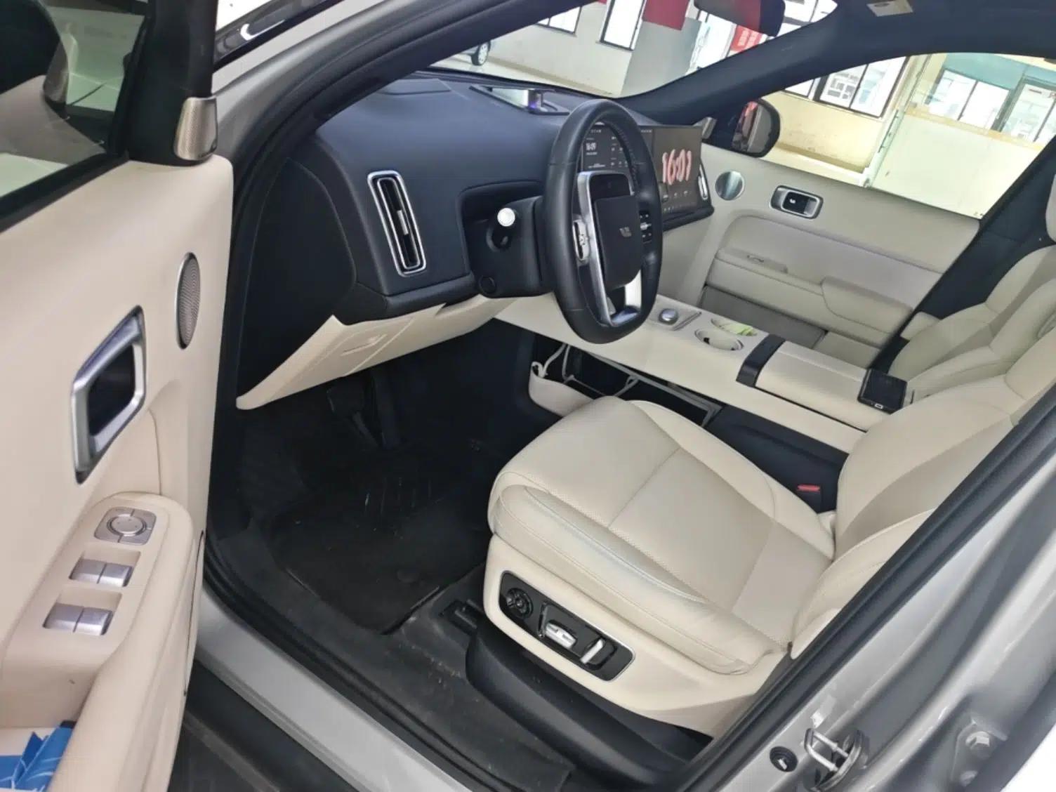 Li Auto L9 2022 Max model — миниатюра 19