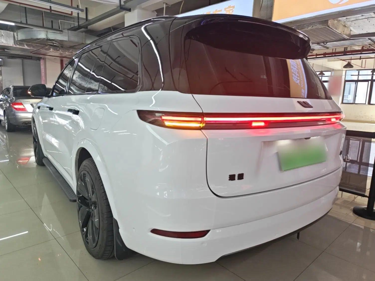 Li Auto L9 2022 Max model — миниатюра 4