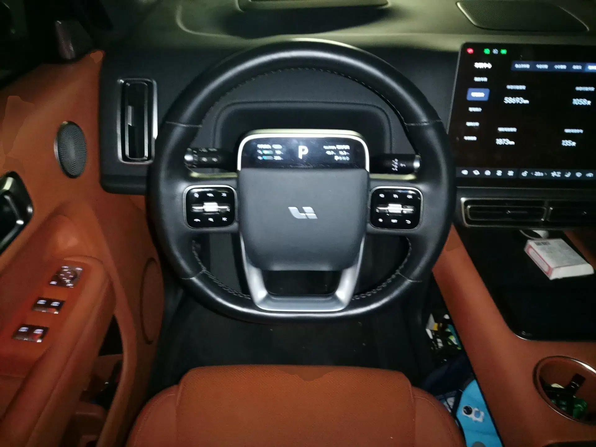 Li Auto L9 2022 Max model — миниатюра 11