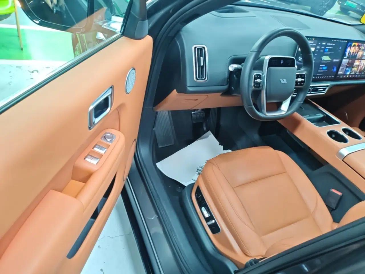 Li Auto L9 2022 Max model — миниатюра 18