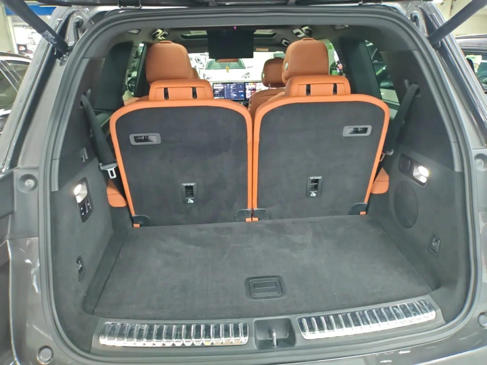Li Auto L9 2022 Max model — миниатюра 21