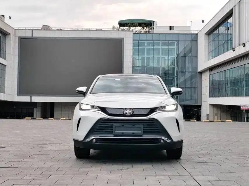 HARRIER 2023 2.0L CVT 2WD Luxury Edition — миниатюра 2