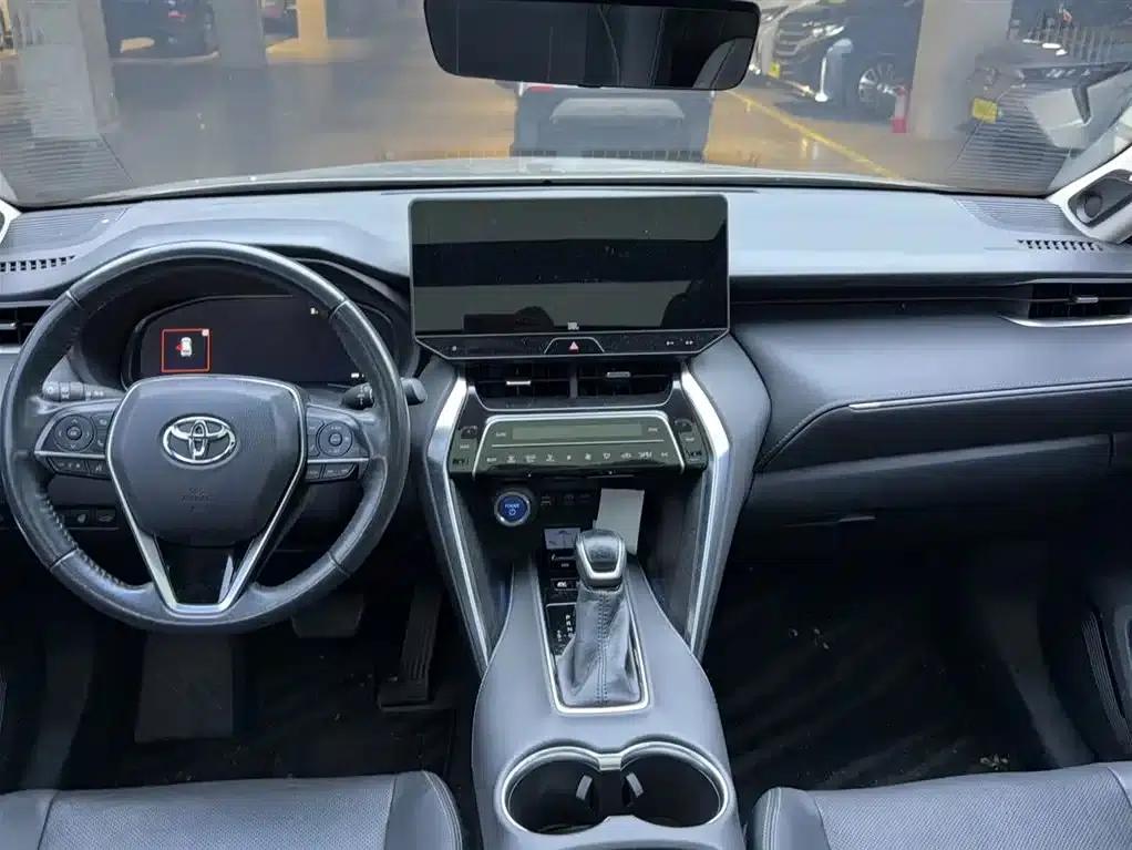 HARRIER 2022 Hybrid 2.5L CVT 4WD Flagship Edition — миниатюра 11