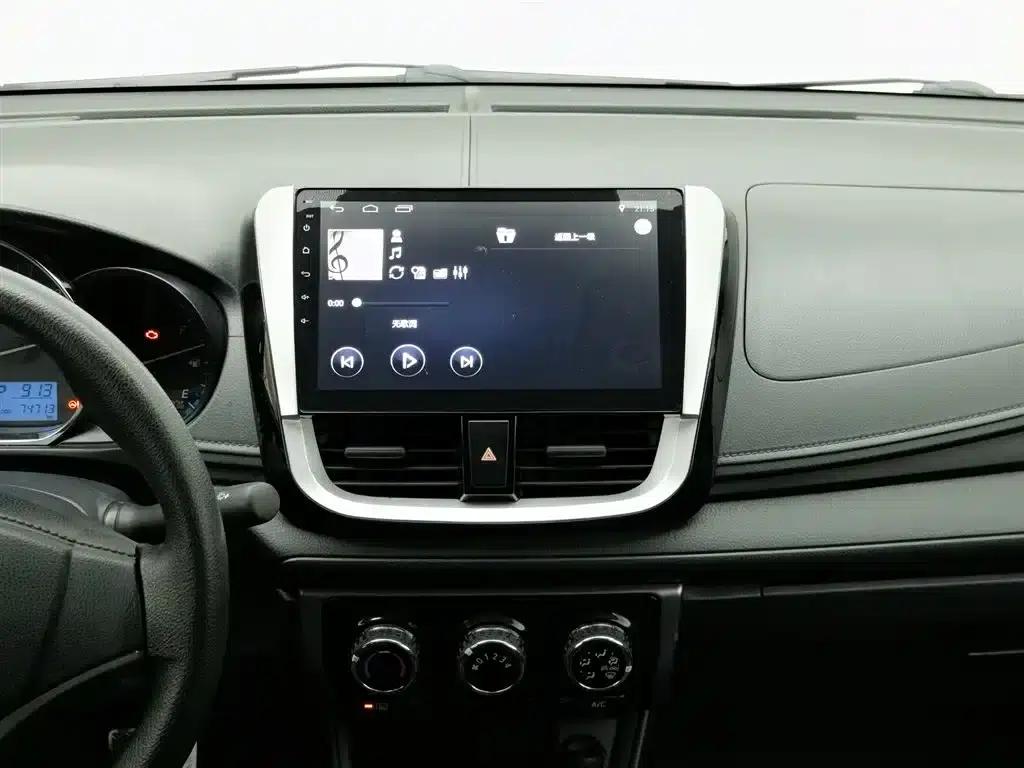 YARiS L 2017 1.5E CVT Dynamic Edition — миниатюра 12