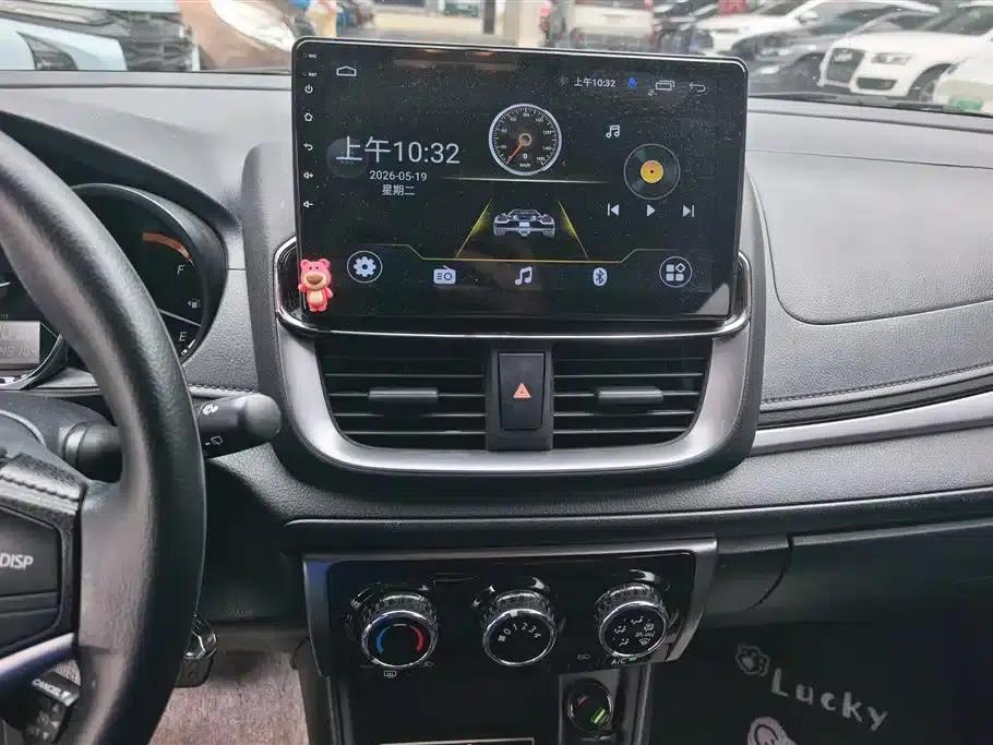 YARiS L 2022 1.5L CVT Leading PLUS Edition — миниатюра 13
