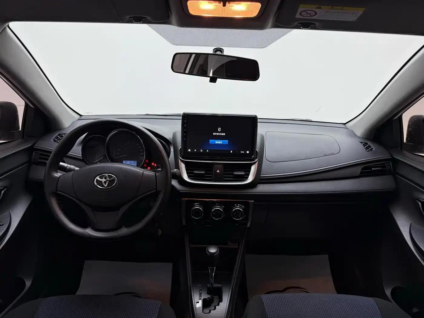 YARiS L 2020 1.5L CVT Leading Edition — миниатюра 9
