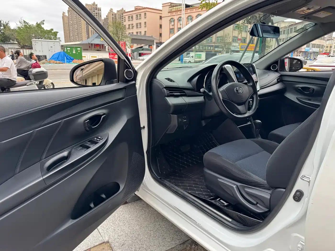 YARiS L 2019 1.5E CVT Dynamic Edition (National VI Emission Standard) — миниатюра 15