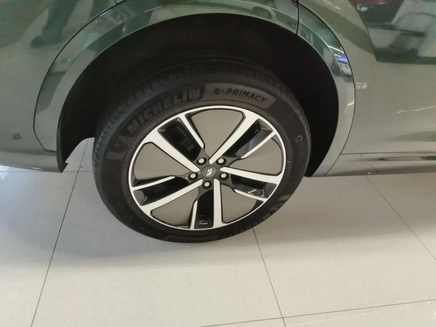 Li Auto L7 2024 MAX Model — миниатюра 10