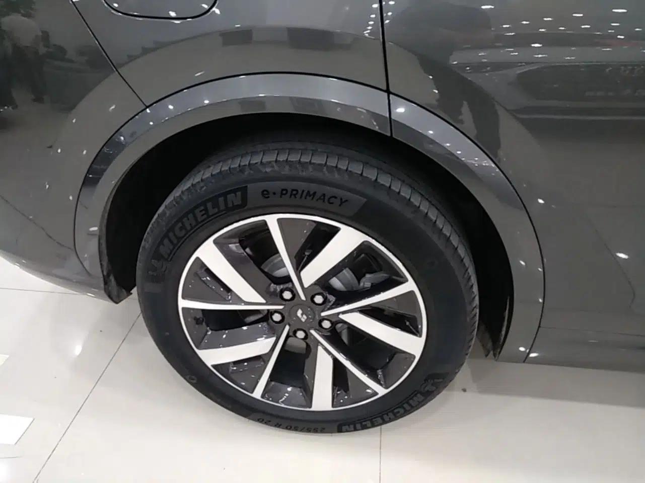 Li Auto L7 2023 Air model — миниатюра 10