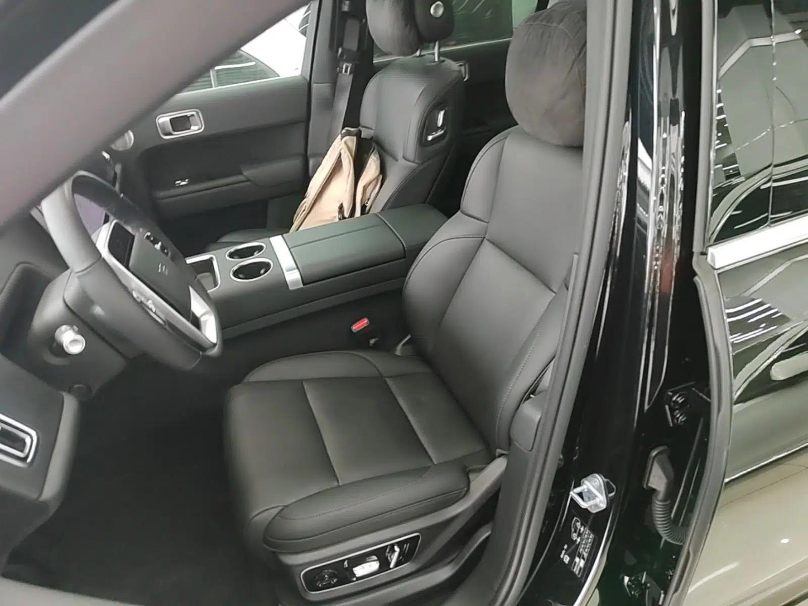 Li Auto L7 2023 Pro Model — миниатюра 18
