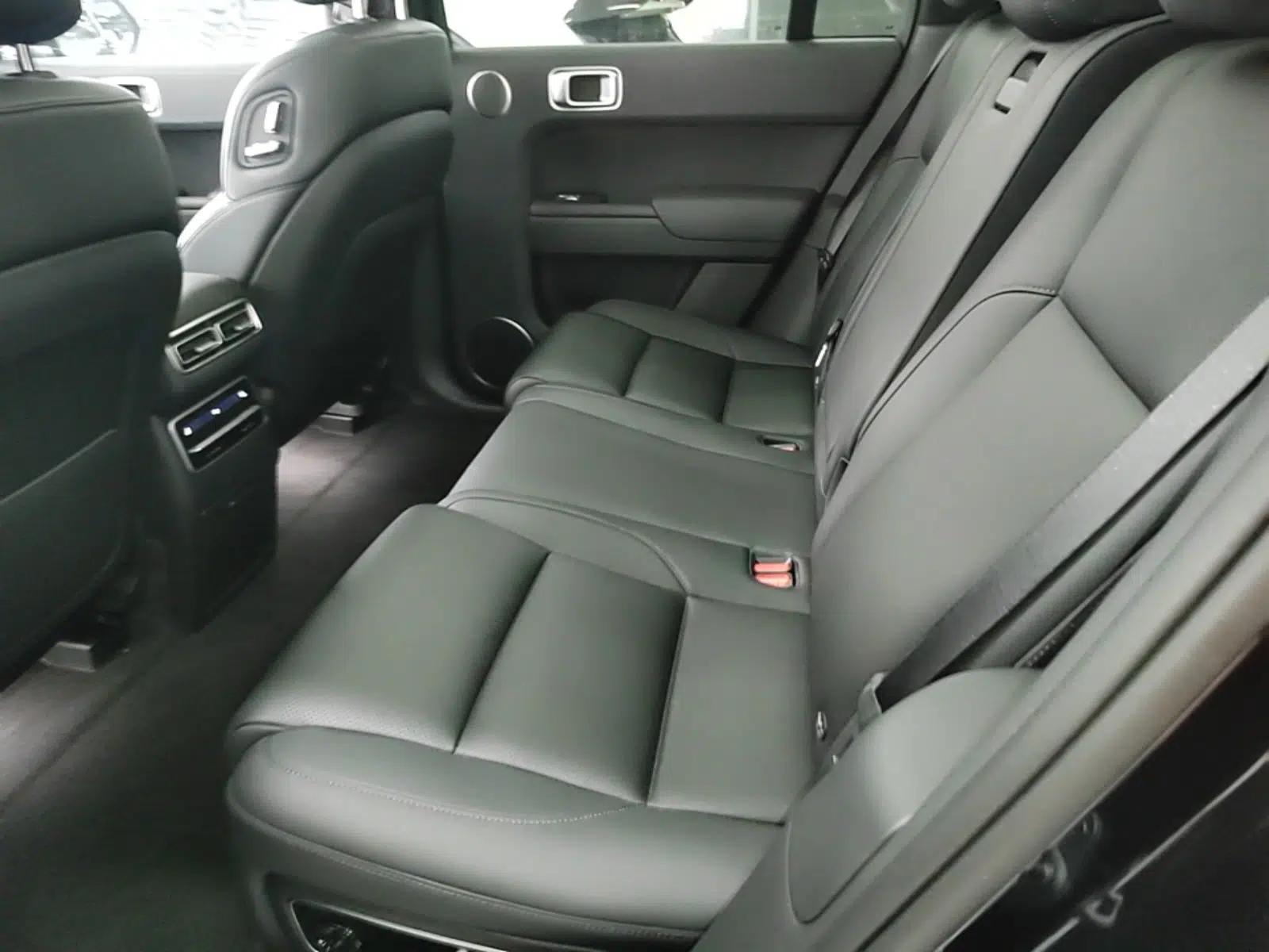 Li Auto L7 2023 Pro Model — миниатюра 20