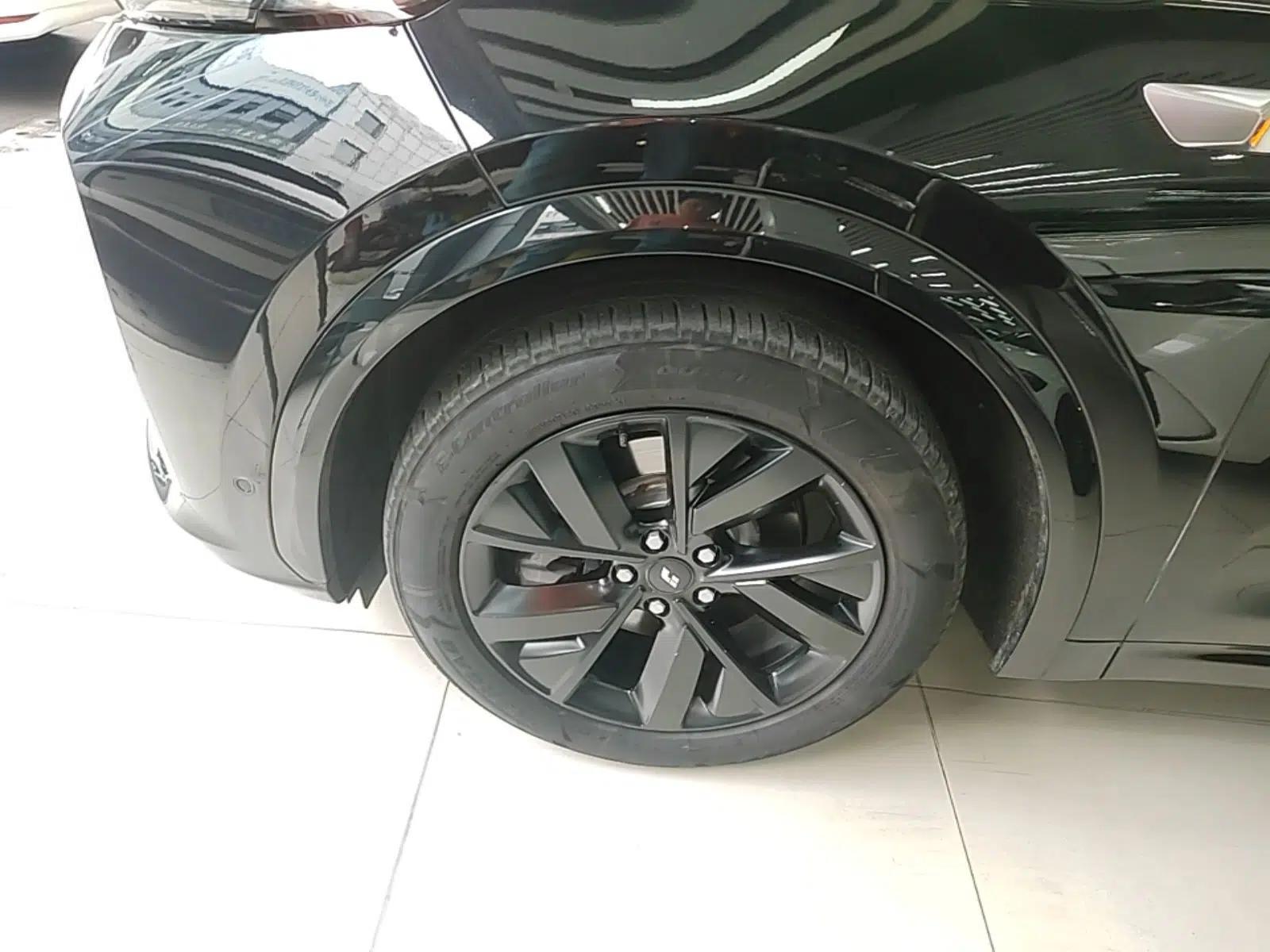 Li Auto L7 2023 Pro Model — миниатюра 8