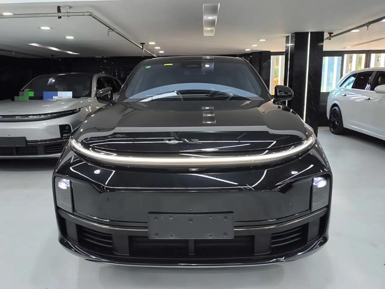 Li Auto L7 2023 Pro Model — миниатюра 2