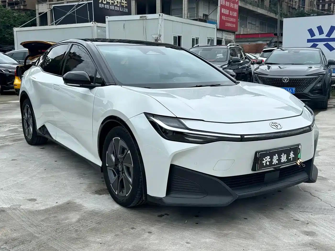 Toyota BZ3 2023 model, 517km, Elite PRO — миниатюра 2