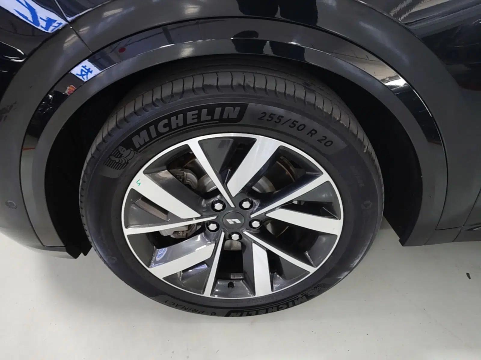 Li Auto L8 2023 Pro Model — миниатюра 8