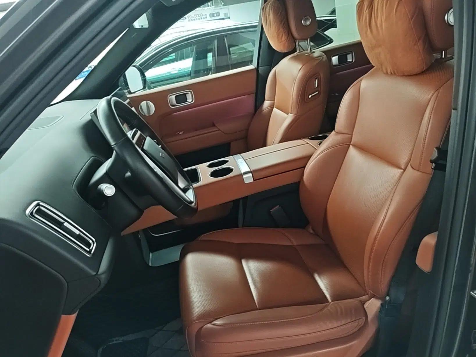 Li Auto L8 2023 Max model — миниатюра 17