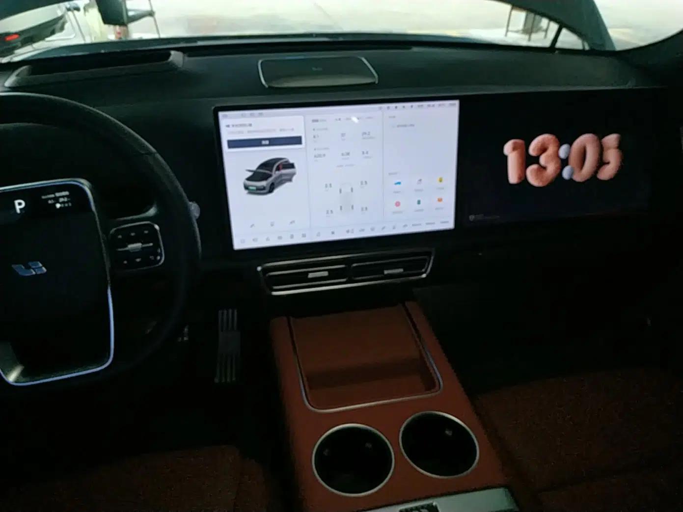 Li Auto L8 2023 Pro Model — миниатюра 16