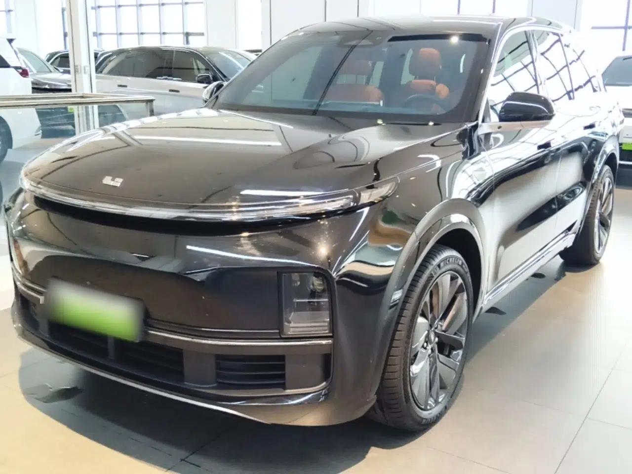 Li Auto L8 2023 Pro Model — миниатюра 1