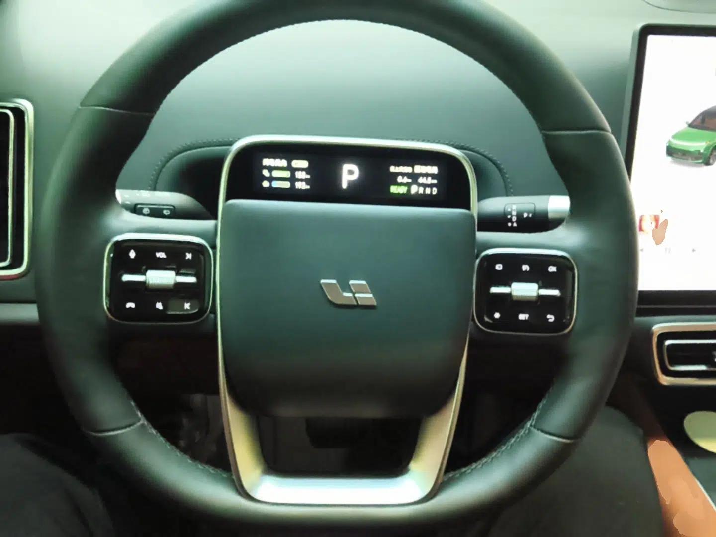 Li Auto L8 2023 Pro Model — миниатюра 14